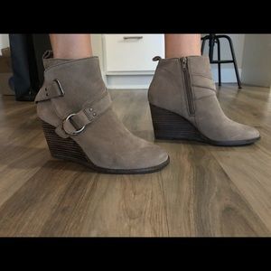 Lucky Brand tan suede booties - size 8.5